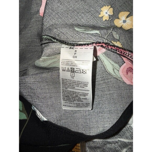 Old Navy Dress Womens Sz S Black Floral Fit & Flare Floral Stretch Adj Straps - Picture 6 of 7